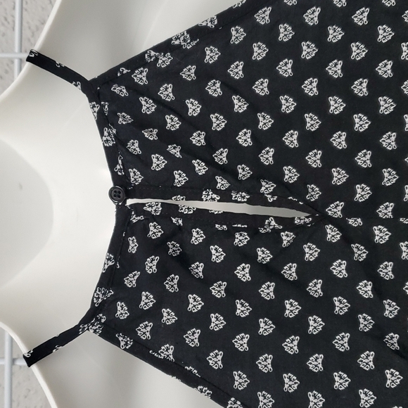 MOSSIMO HALTER TANK sz S - Picture 3 of 5